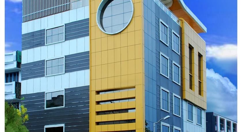 Hotel Sun Park 蓬蒂切里 外观 照片