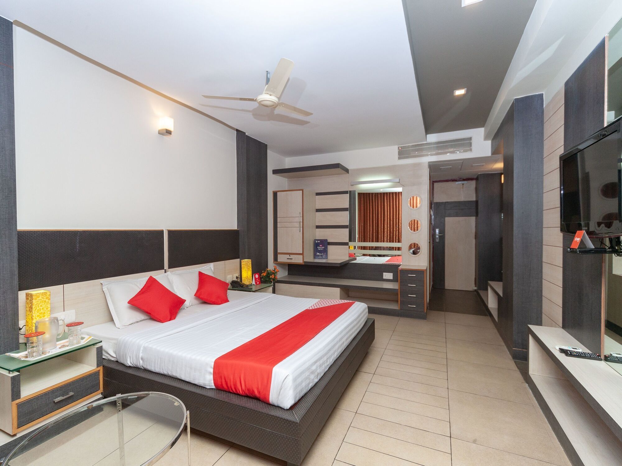 Hotel Sun Park 蓬蒂切里 外观 照片
