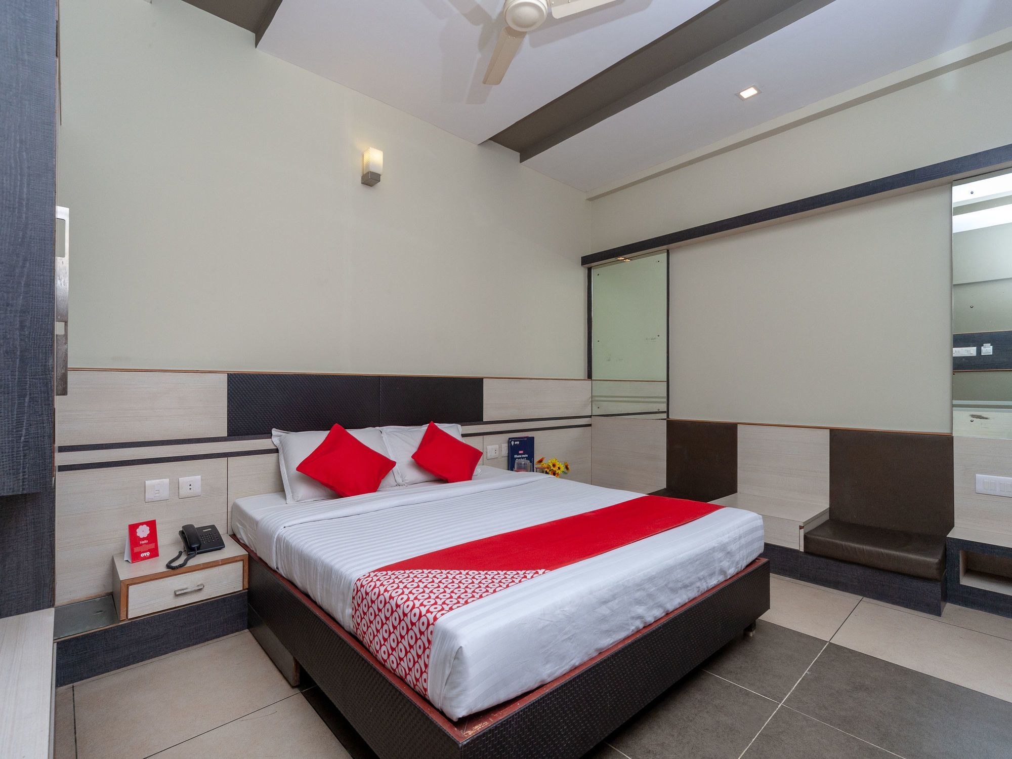 Hotel Sun Park 蓬蒂切里 外观 照片